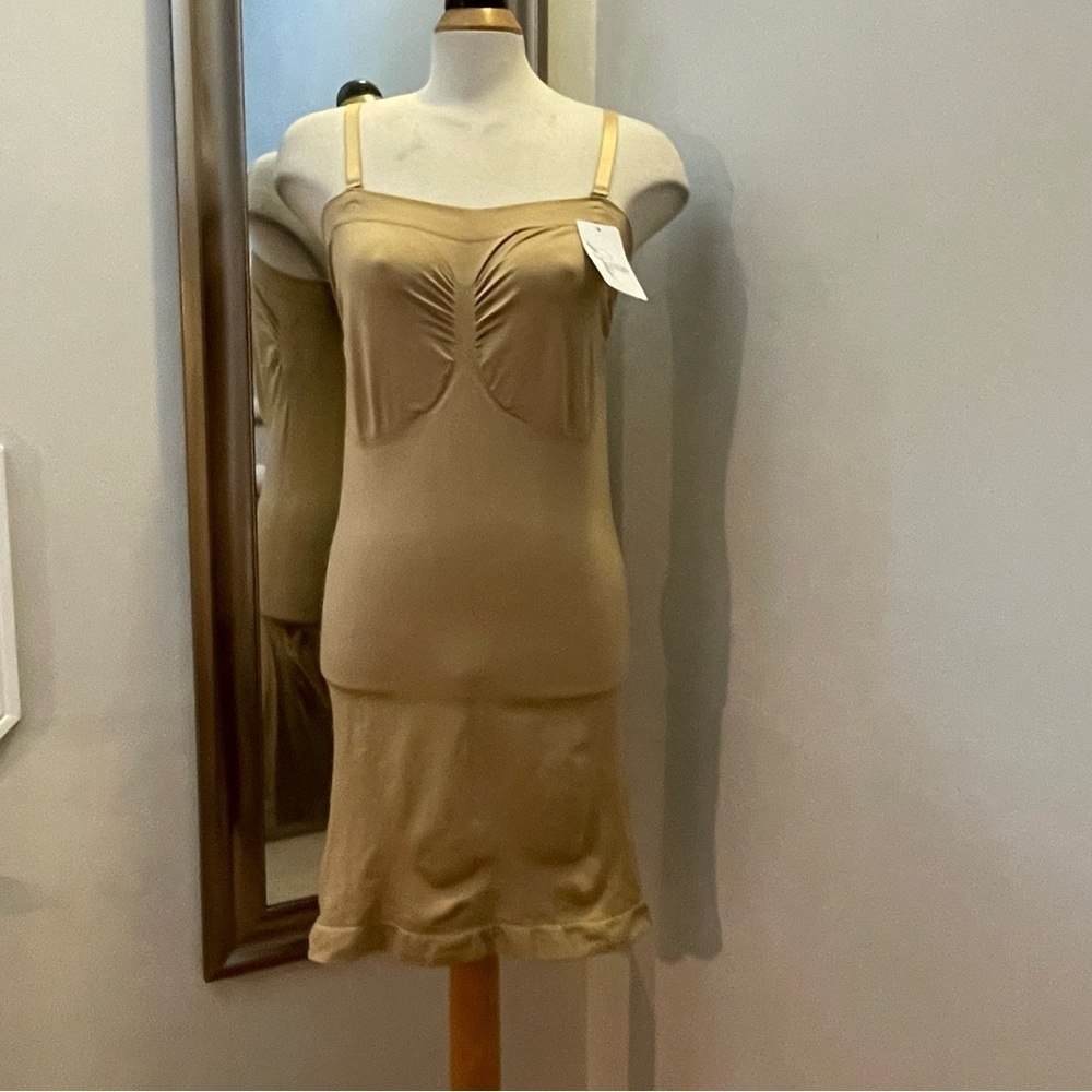 NWT Joyshaper shape wear with detachable straps should zero 2xl.